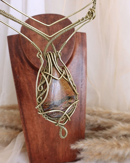 Detail of intricate brass wirework on Ocean Jasper VÏ pendant