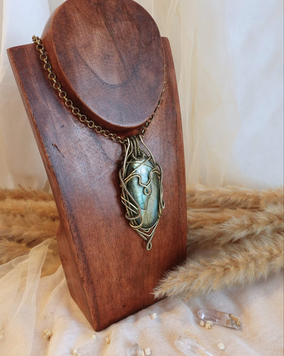 Bold labradorite wirewrap pendant showing iridescent flash