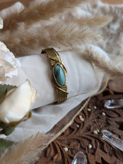 Chrysocolla bracelet from above, showing stone pattern