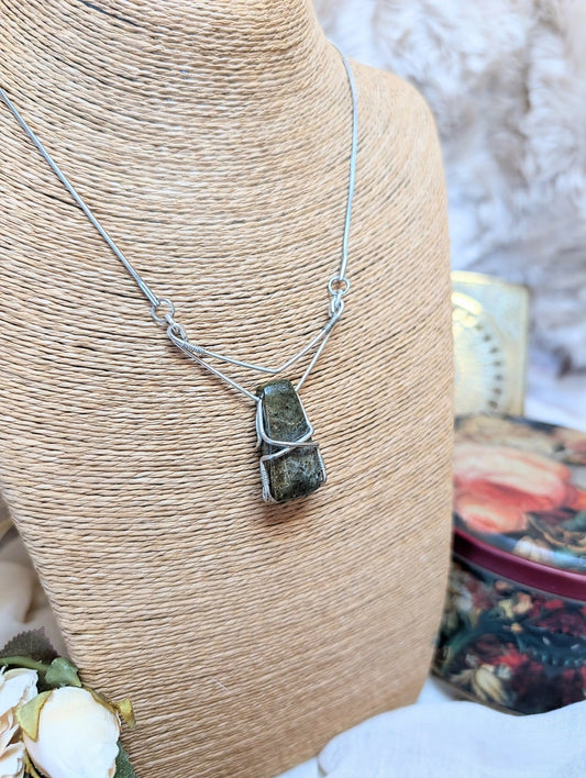 LÏN · Jade Necklace · Minimalist Pendant - RÏKST JEWELRY