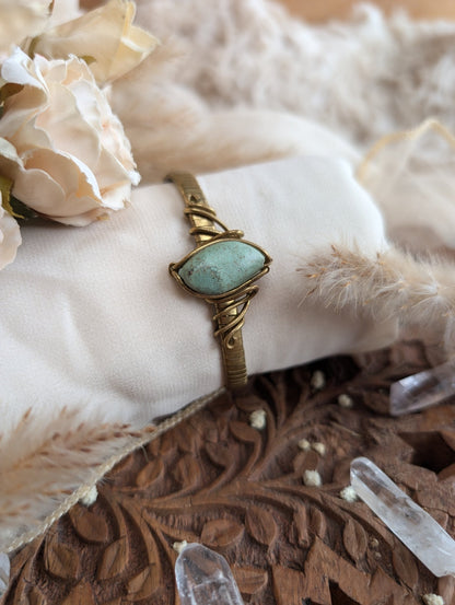 Handmade ZÏ chrysocolla bracelet — small fit on brass wire
